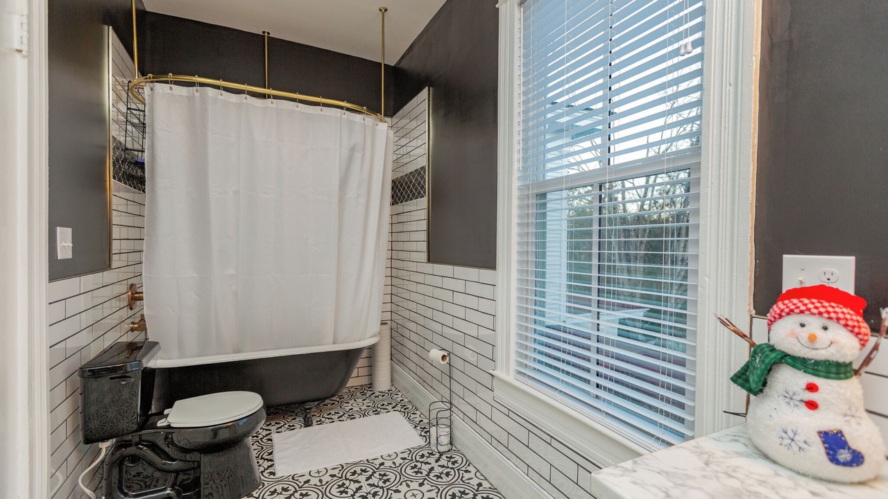 Photo of Bathroom in Blackstone