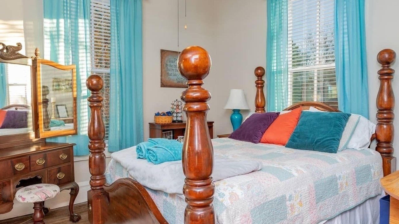 Photo of Bedroom in Blackstone