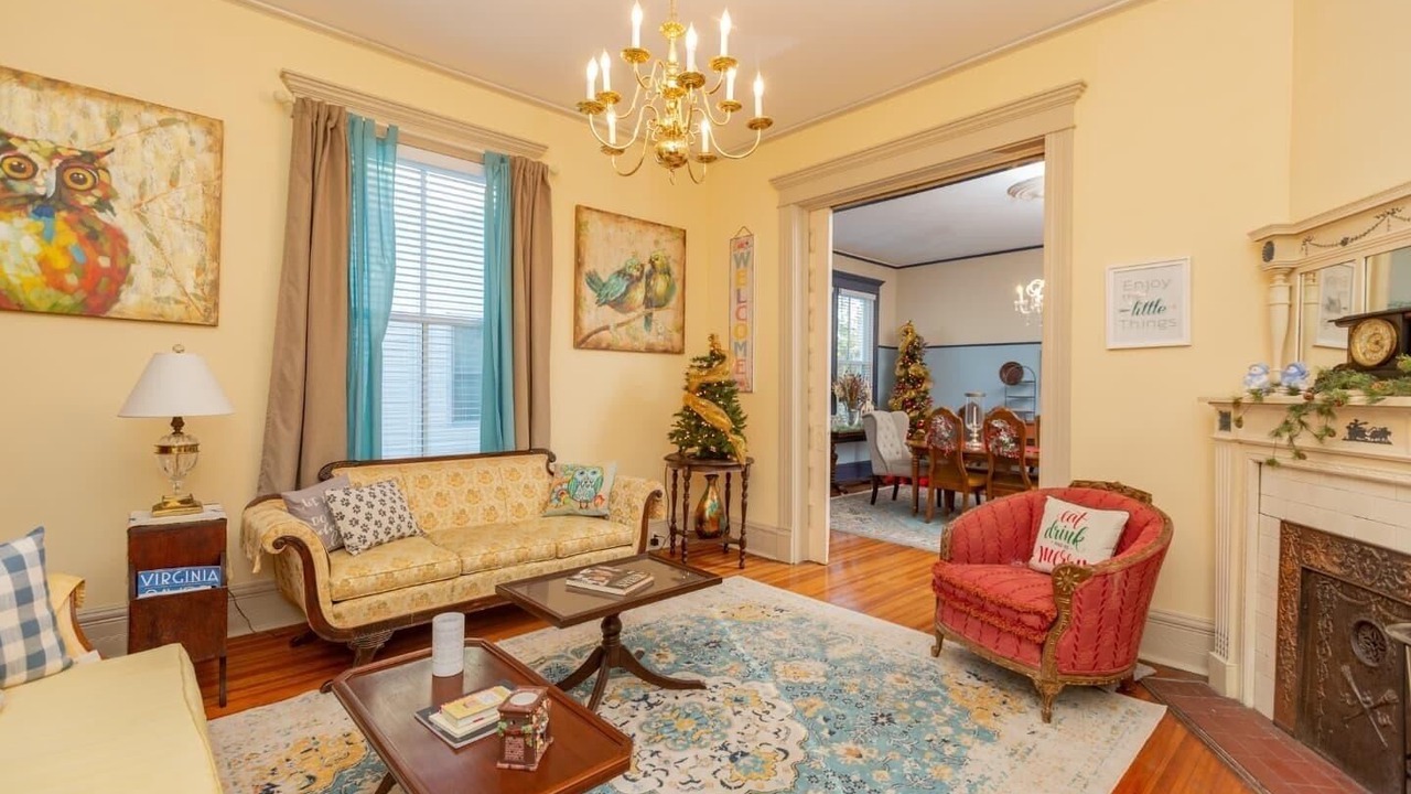 Photo of Livingroom in Blackstone