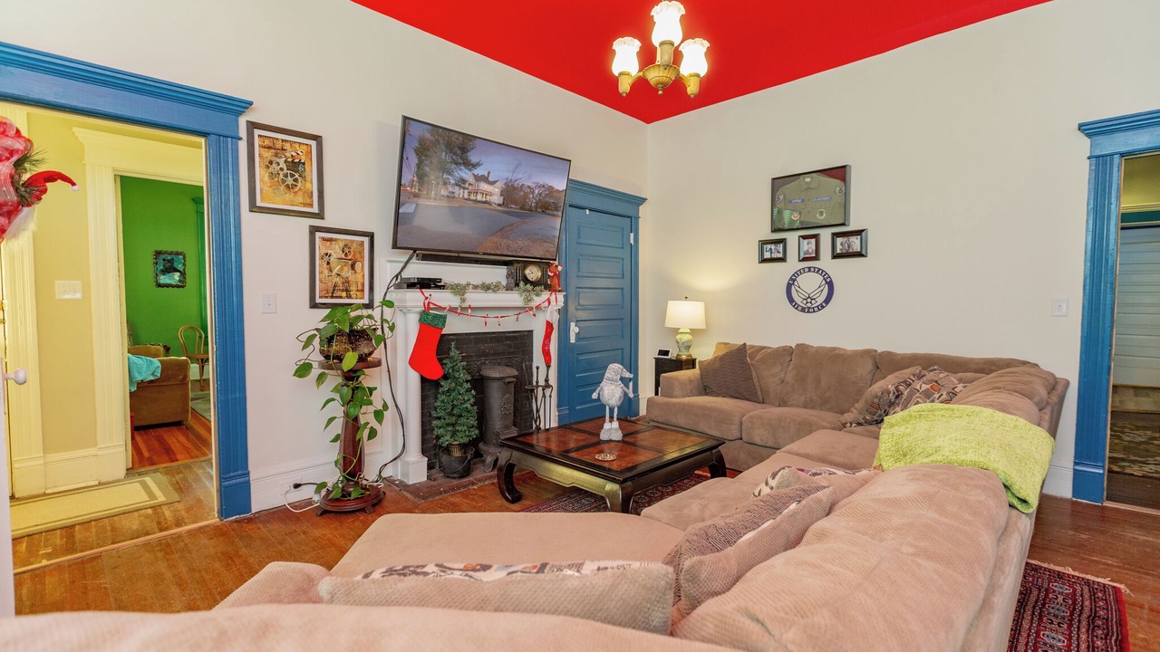 Photo of Livingroom in Blackstone