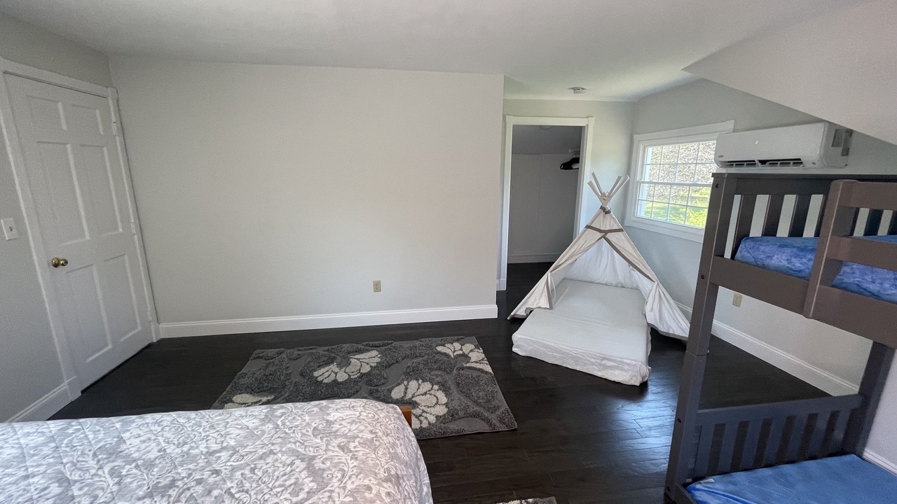 Photo of Bedroom in Charlestown