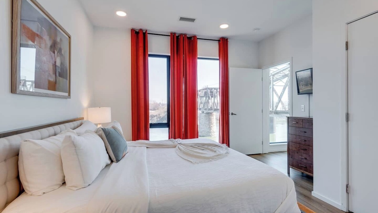 Photo of Bedroom in North Capitol