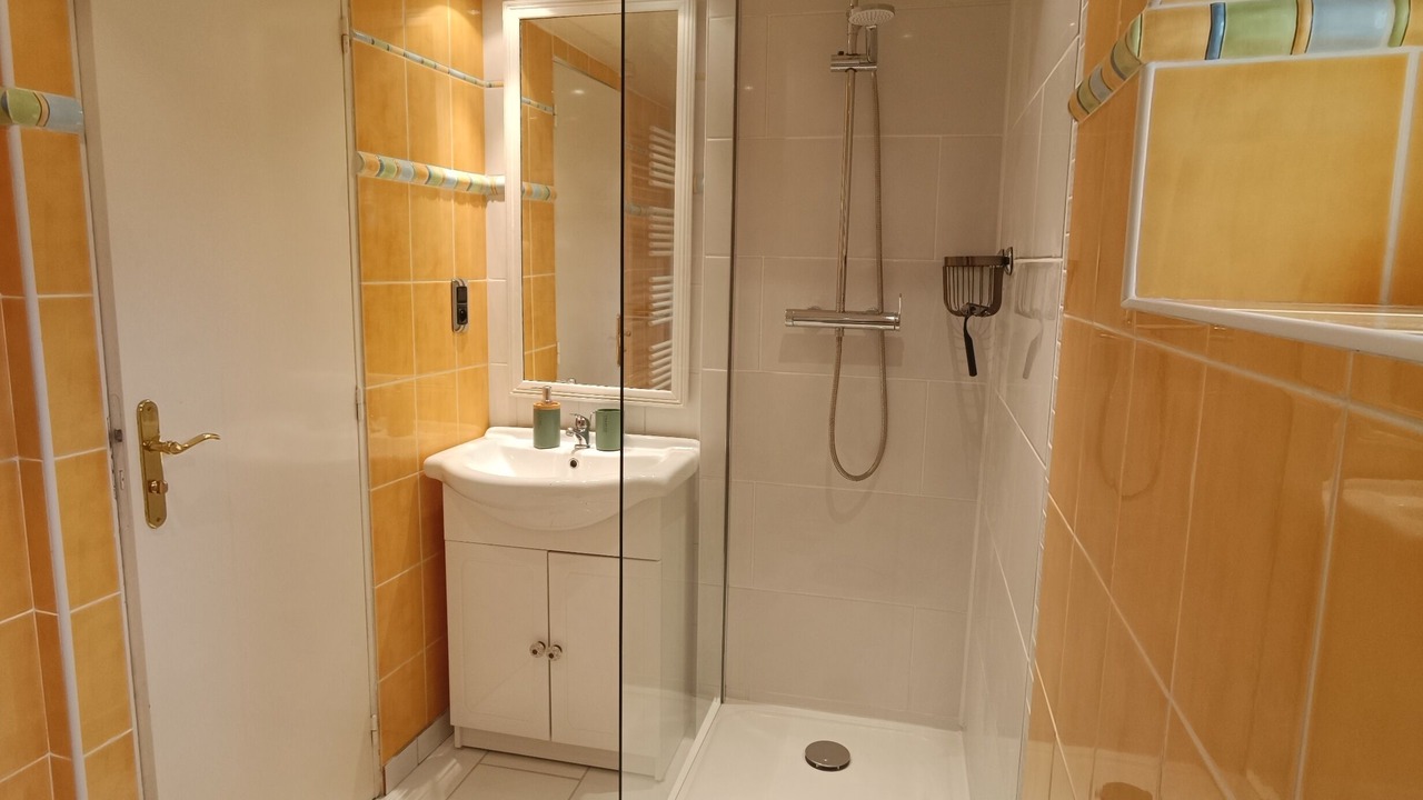Photo of Bathroom in Le Manoir