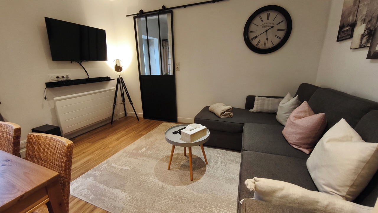 Photo of Livingroom in Le Manoir