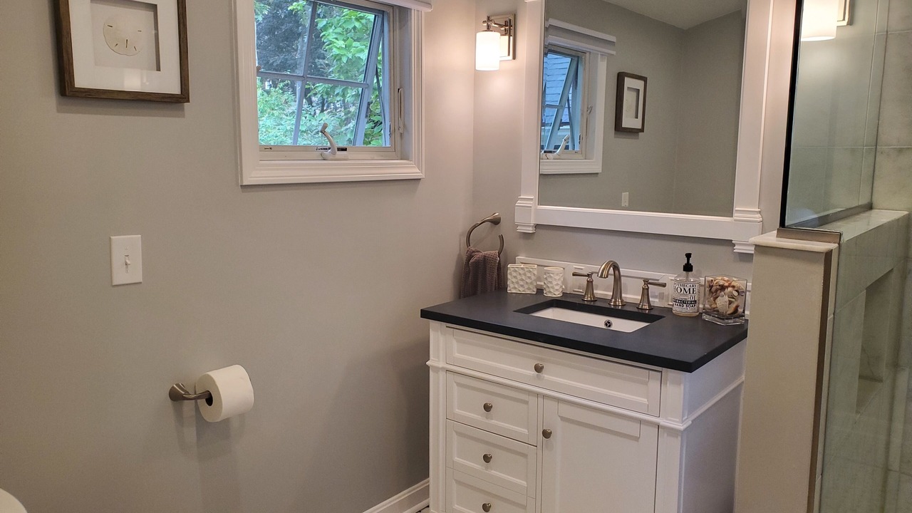 Photo of Bathroom in Wakefield-Peacedale