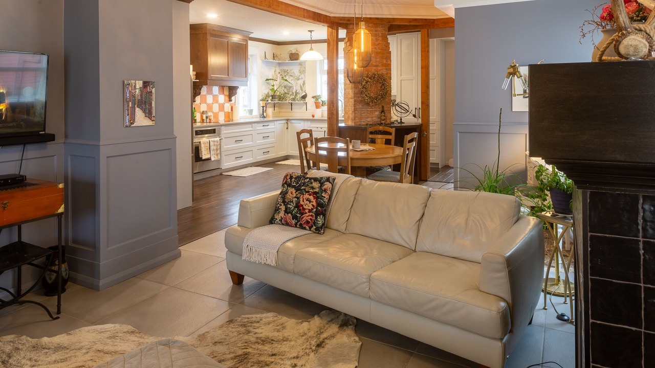 Photo of Livingroom in South Lethbridge