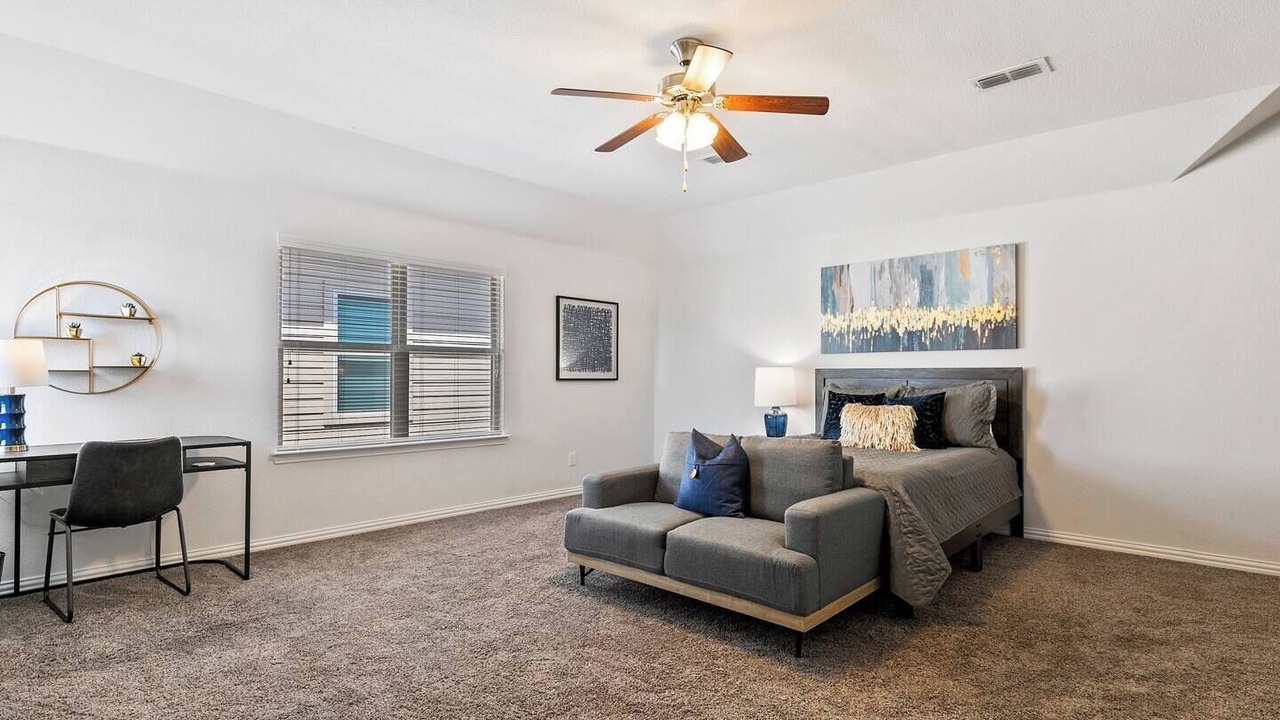 Photo of Livingroom in Keller