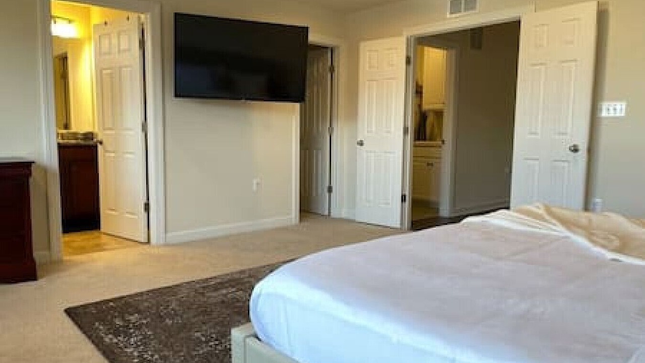 Photo of Bedroom in Chantilly