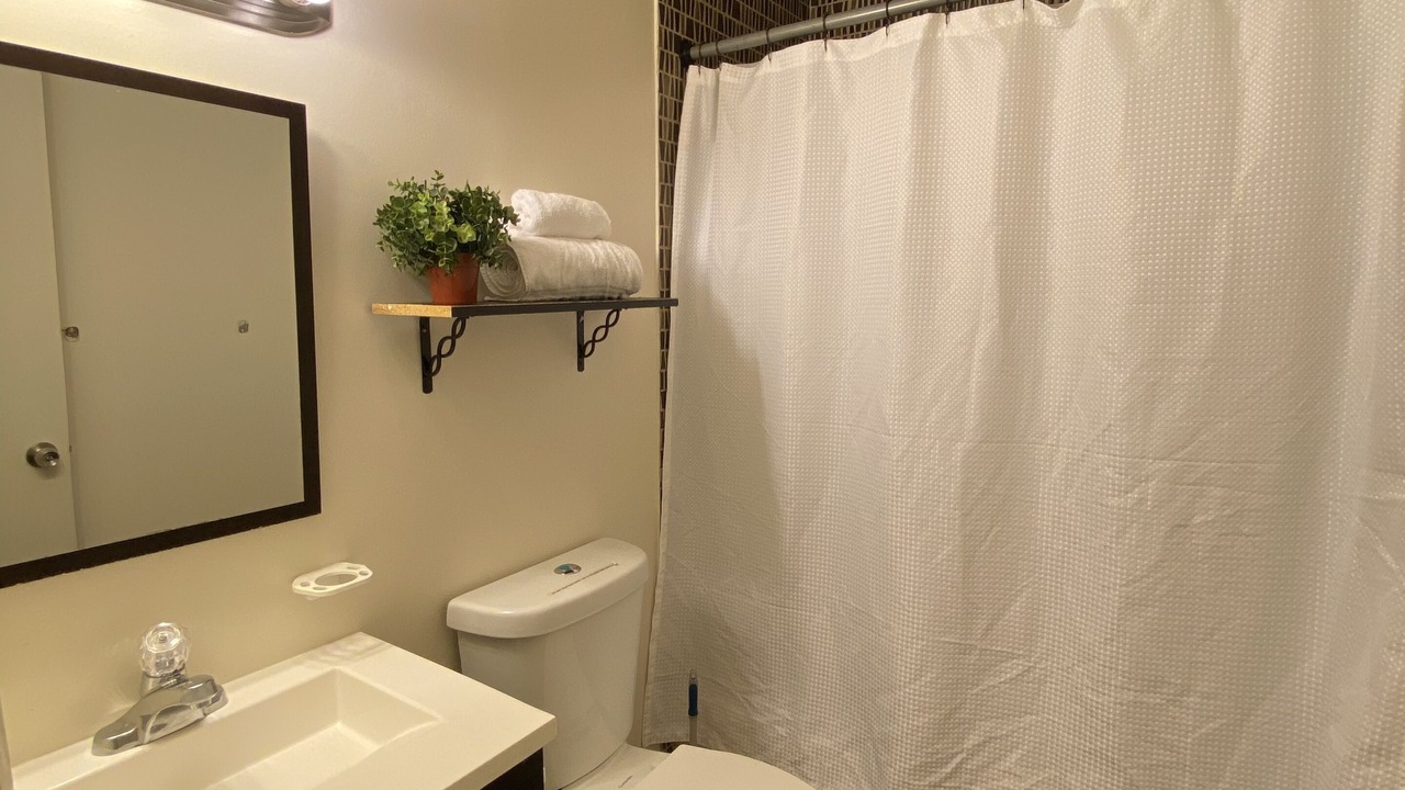 Photo of Bathroom in Shaw