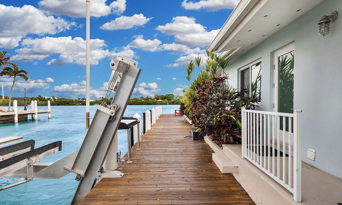 Photo of Patio Balcony in Little Venice