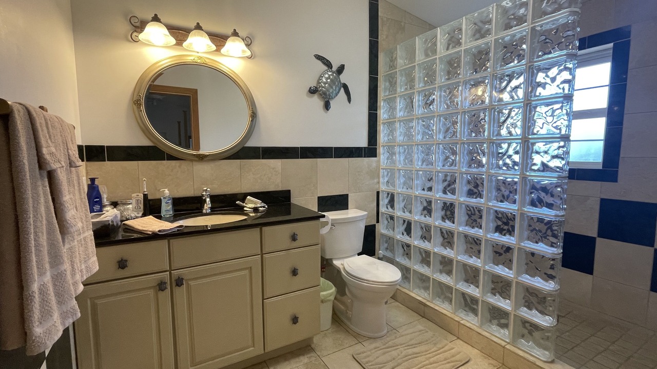 Photo of Bathroom in Cudjoe Key