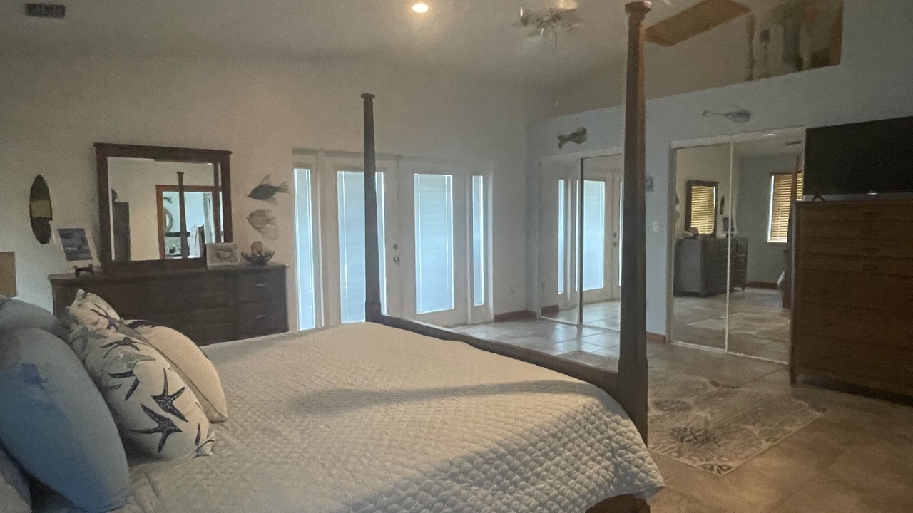 Photo of Bedroom in Cudjoe Key