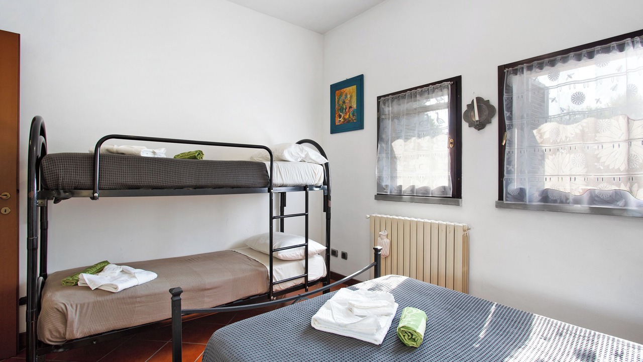 Photo of Bedroom in Peschiera Borromeo