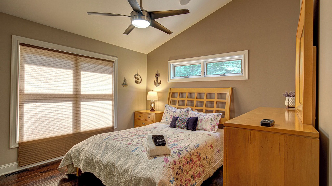 Photo of Bedroom in Iron River