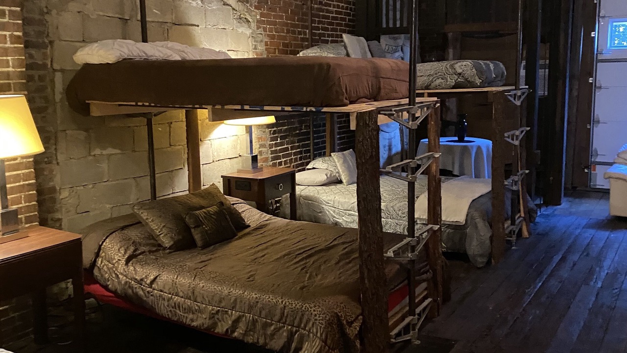 Photo of Bedroom in Downtown St. Louis