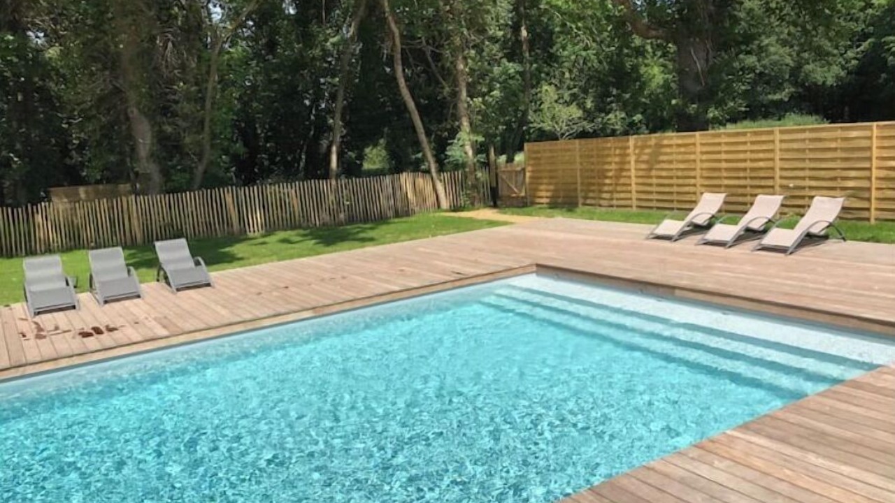 Photo of Outdoor in Locoal-Mendon