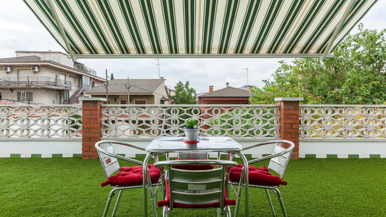 Photo of Outdoor in Rubi