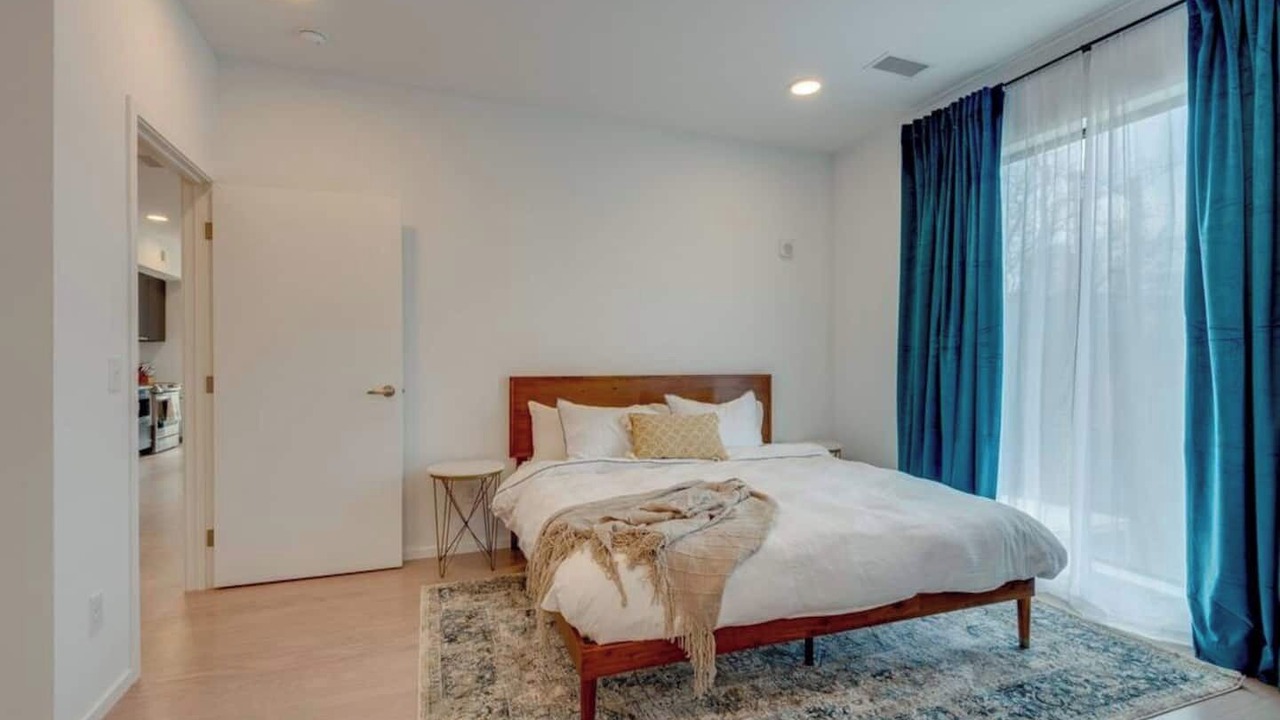 Photo of Bedroom in North Capitol