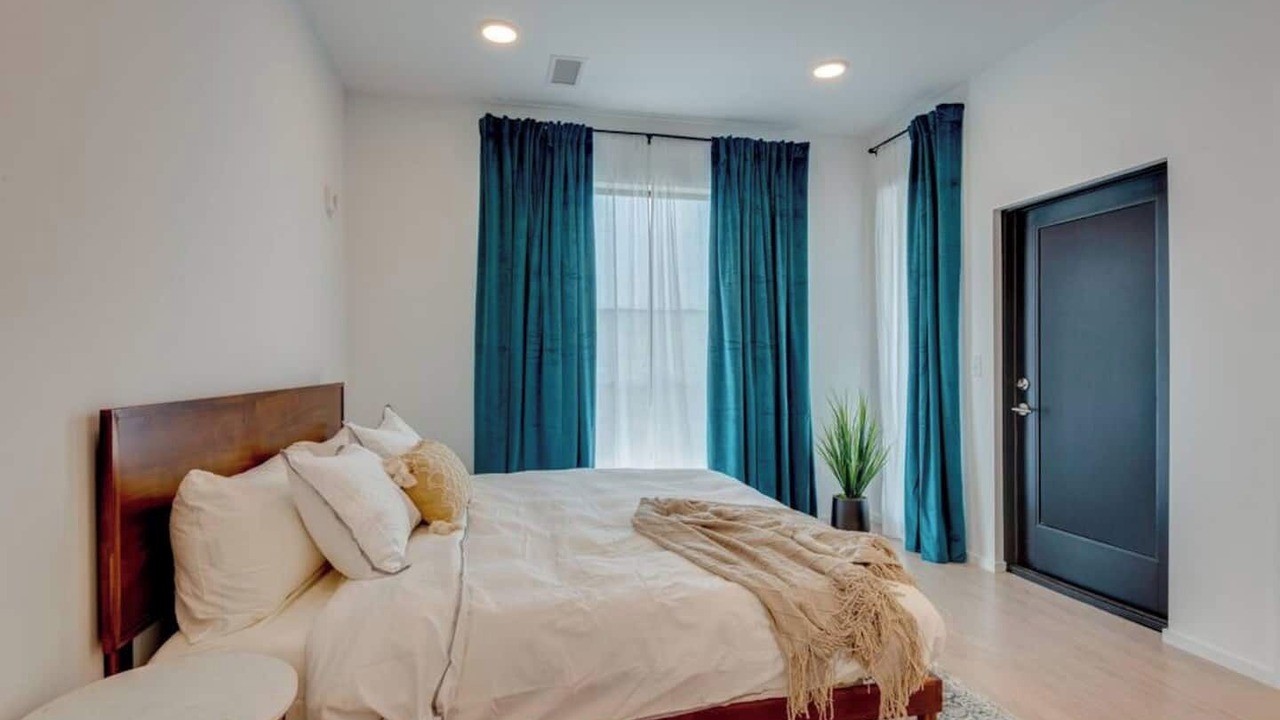 Photo of Bedroom in North Capitol