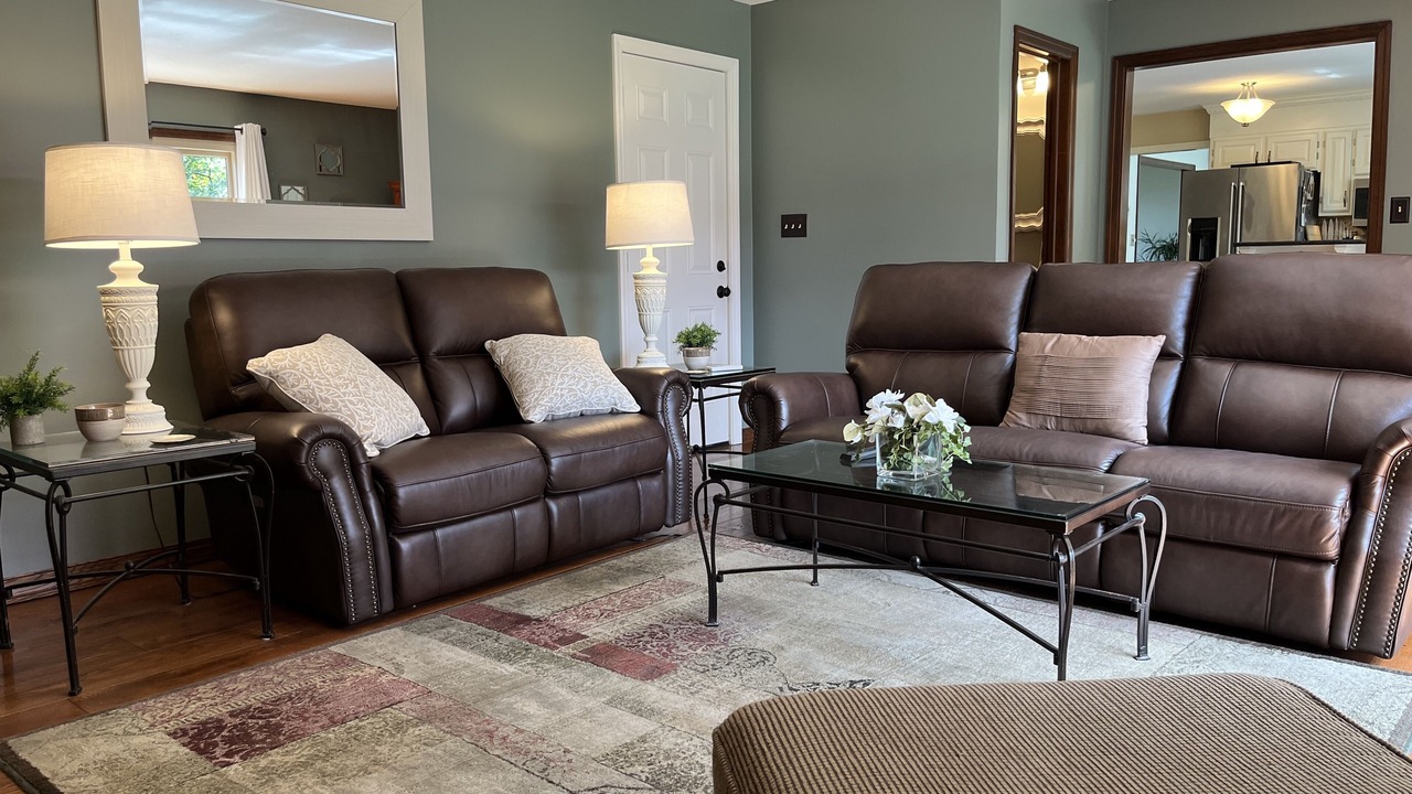Photo of Livingroom in Boalsburg