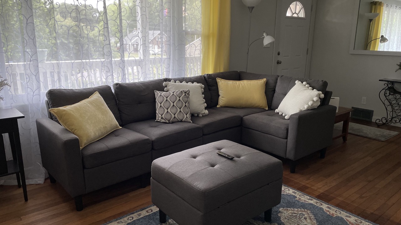 Photo of Livingroom in Westerly