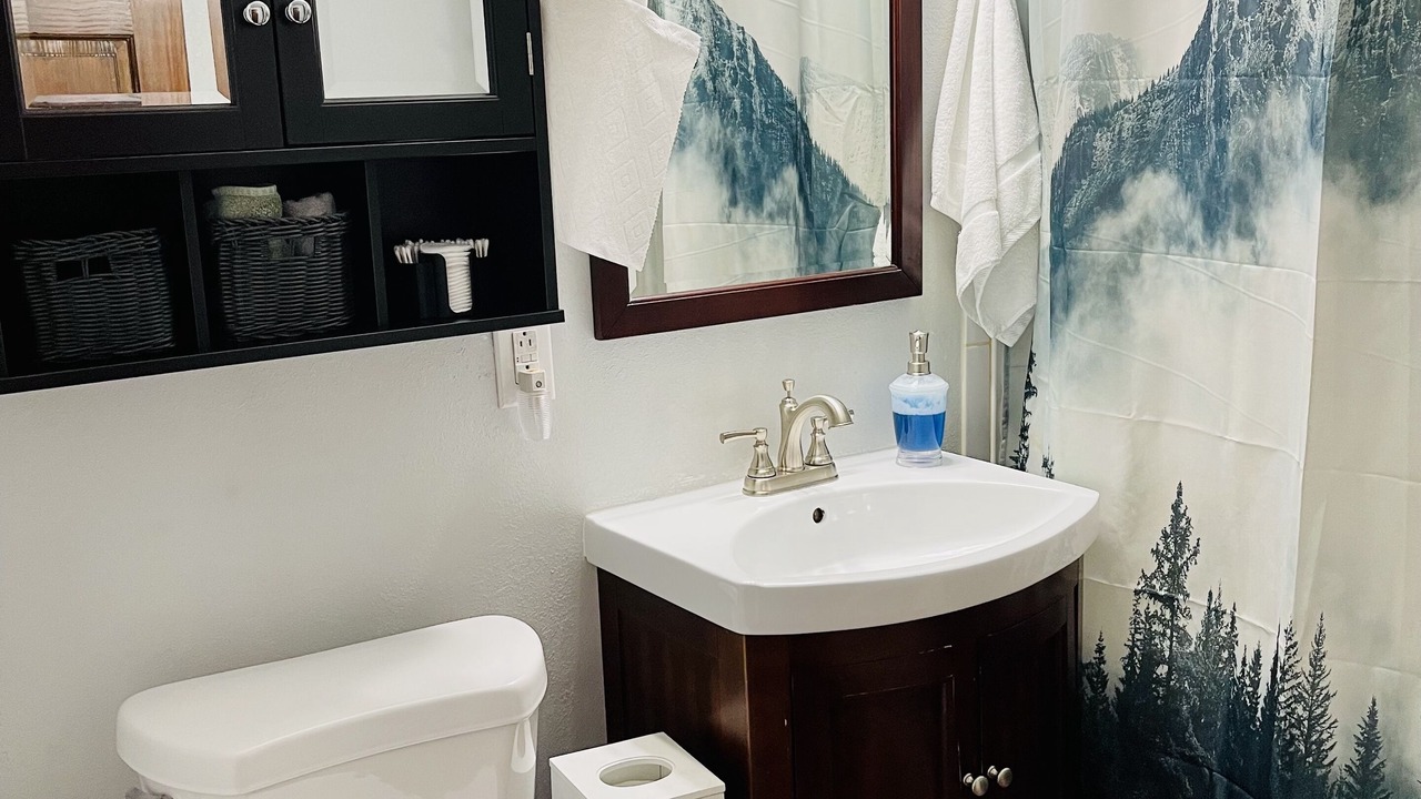Photo of Bathroom in Valdez