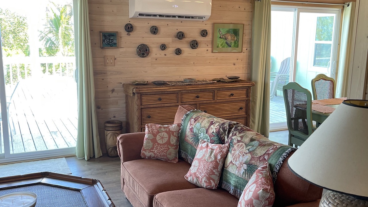 Photo of Livingroom in Treasure Cay