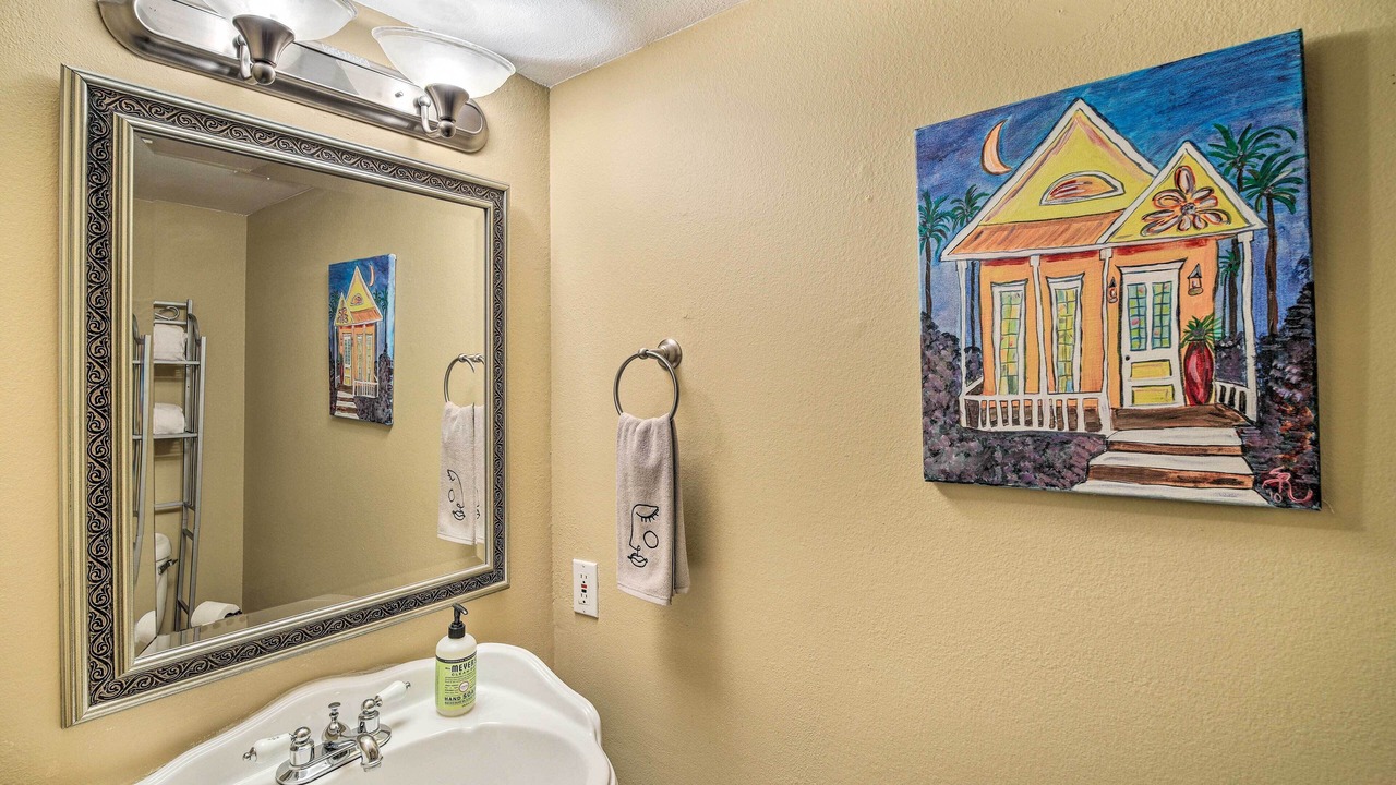 Photo of Bathroom in Neartown