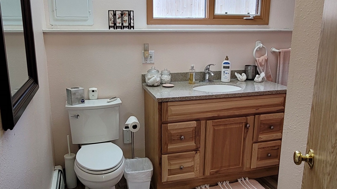 Photo of Bathroom in Old Seward - Oceanview