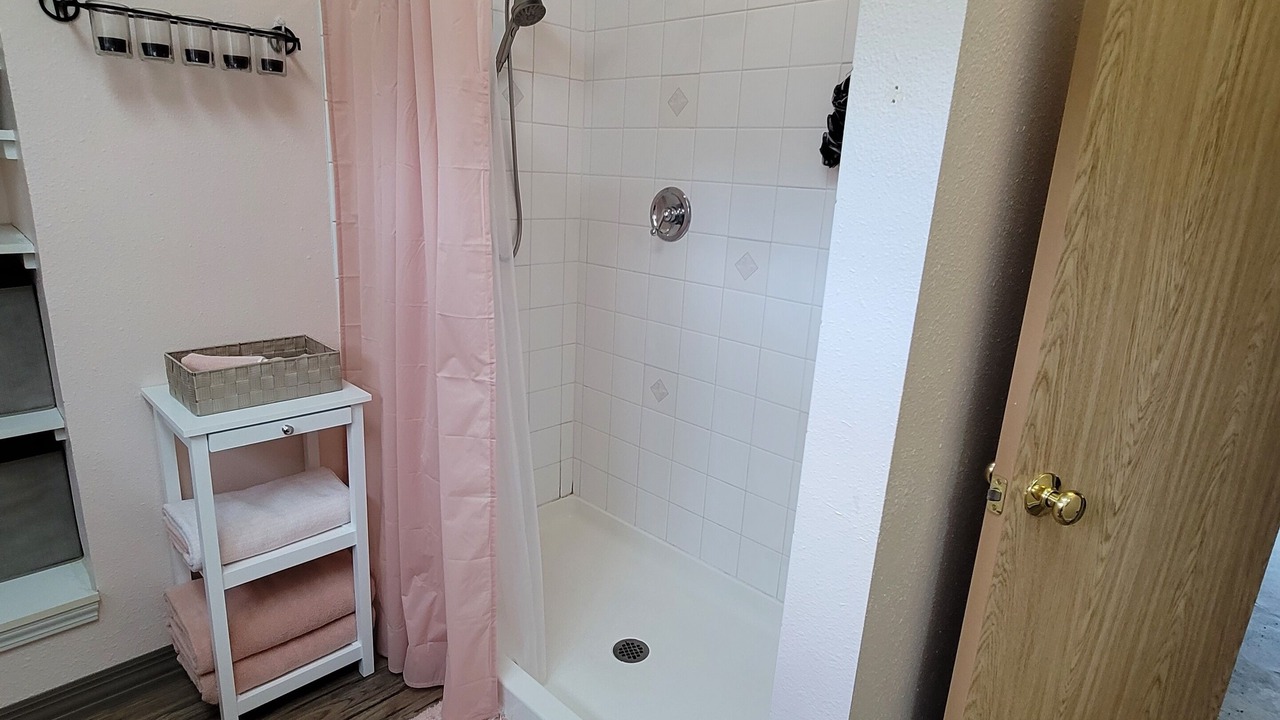 Photo of Bathroom in Old Seward - Oceanview