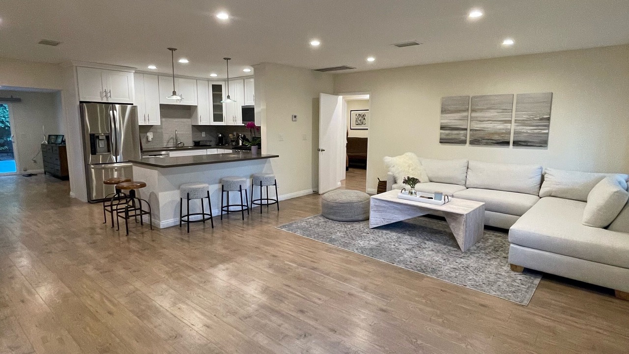 Photo of Bedroom in Tarzana