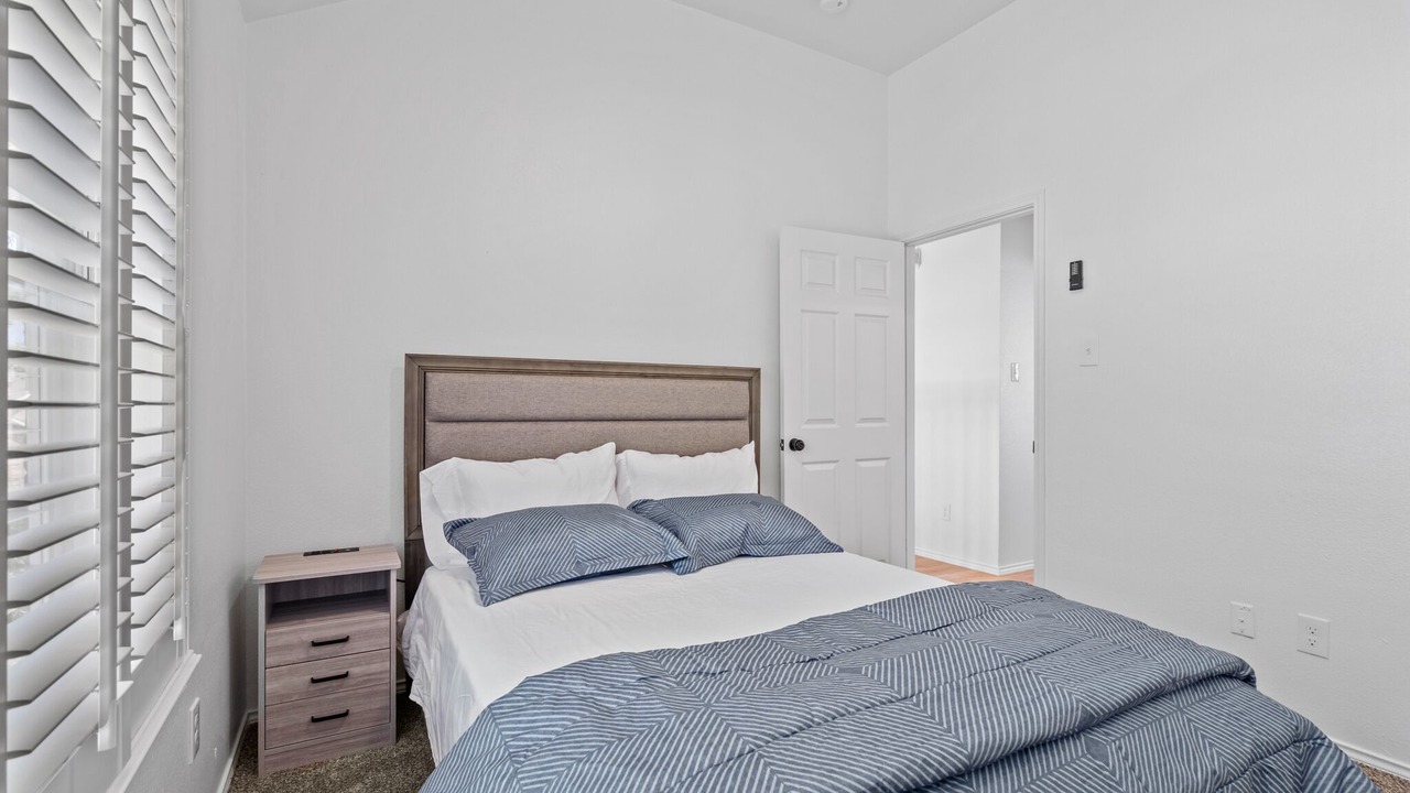 Photo of Bedroom in Allen