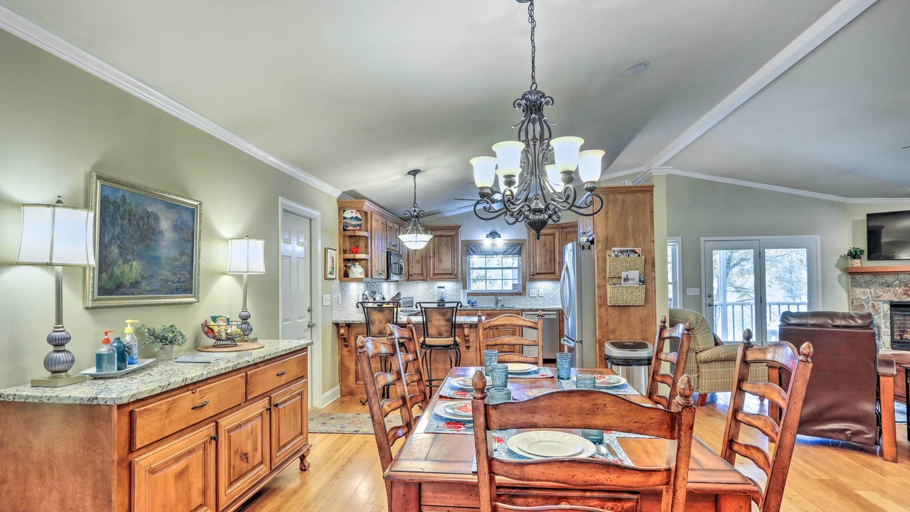 Photo of Livingroom in Hayesville
