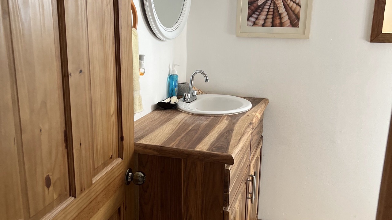 Photo of Bathroom in Roatan