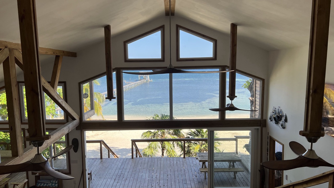 Photo of Livingroom in Roatan