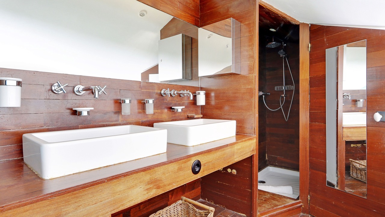 Photo of Bathroom in Notre-Dame-des-Champs