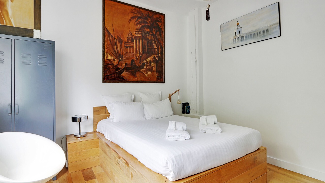 Photo of Bedroom in Notre-Dame-des-Champs