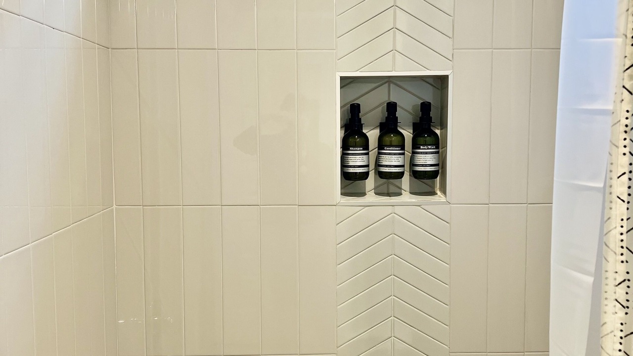 Photo of Bathroom in Hadley - Washington