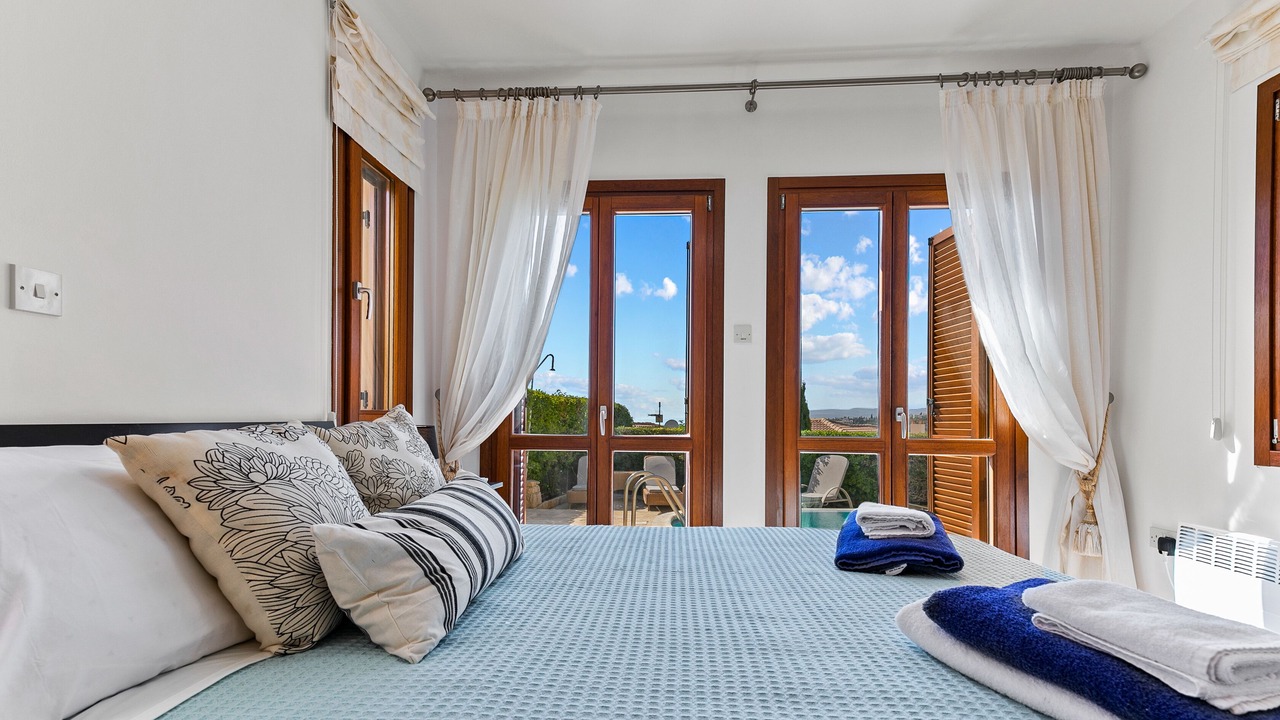 Photo of Bedroom in Aphrodite Hills