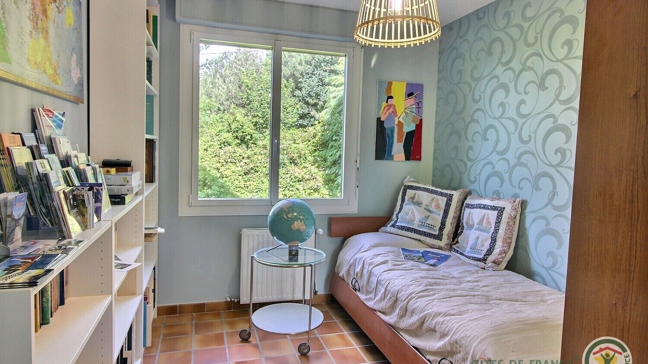Photo of Bedroom in Ploumagoar