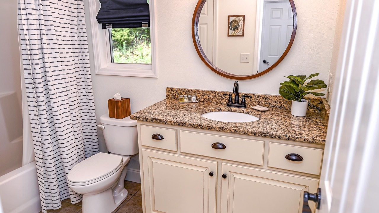 Photo of Bathroom in Hayesville
