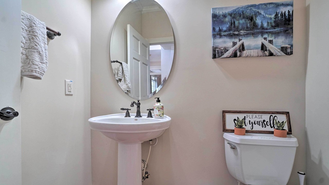 Photo of Bathroom in Hiawassee
