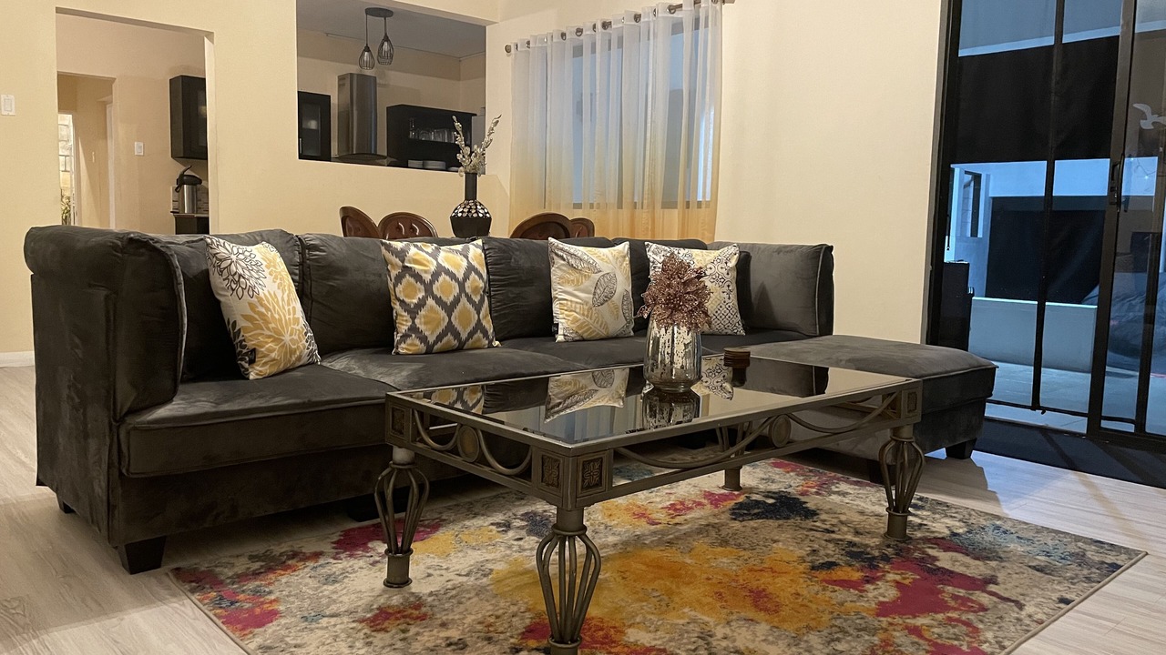 Photo of Livingroom in Runaway Bay
