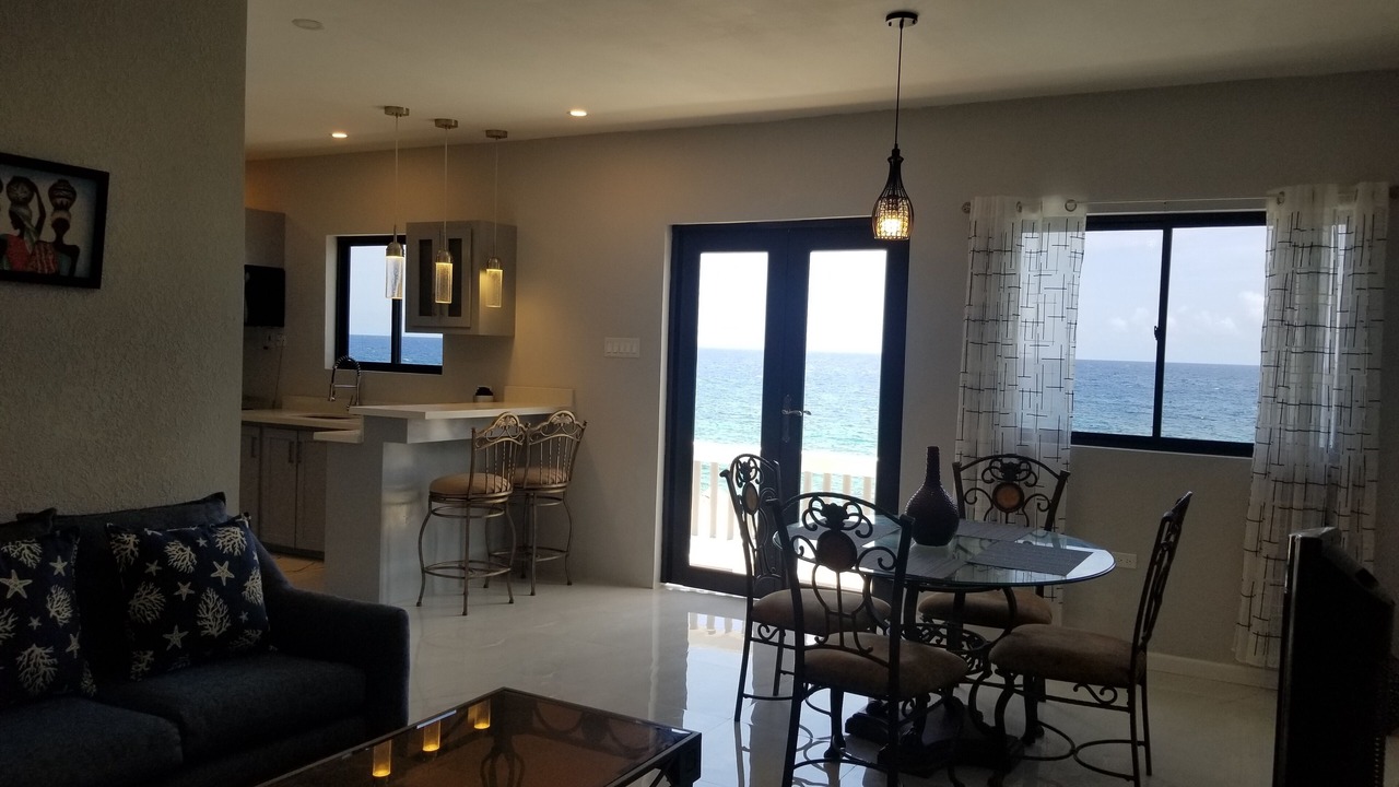 Photo of Livingroom in Runaway Bay