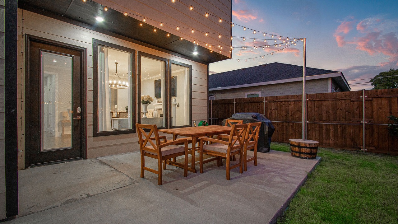 Photo of Outdoor in West Dallas