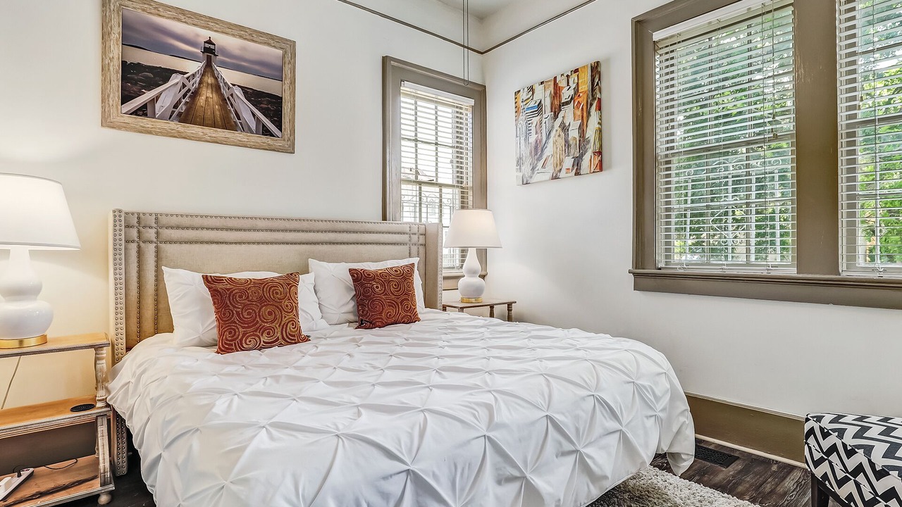 Photo of Bedroom in Thomas Square
