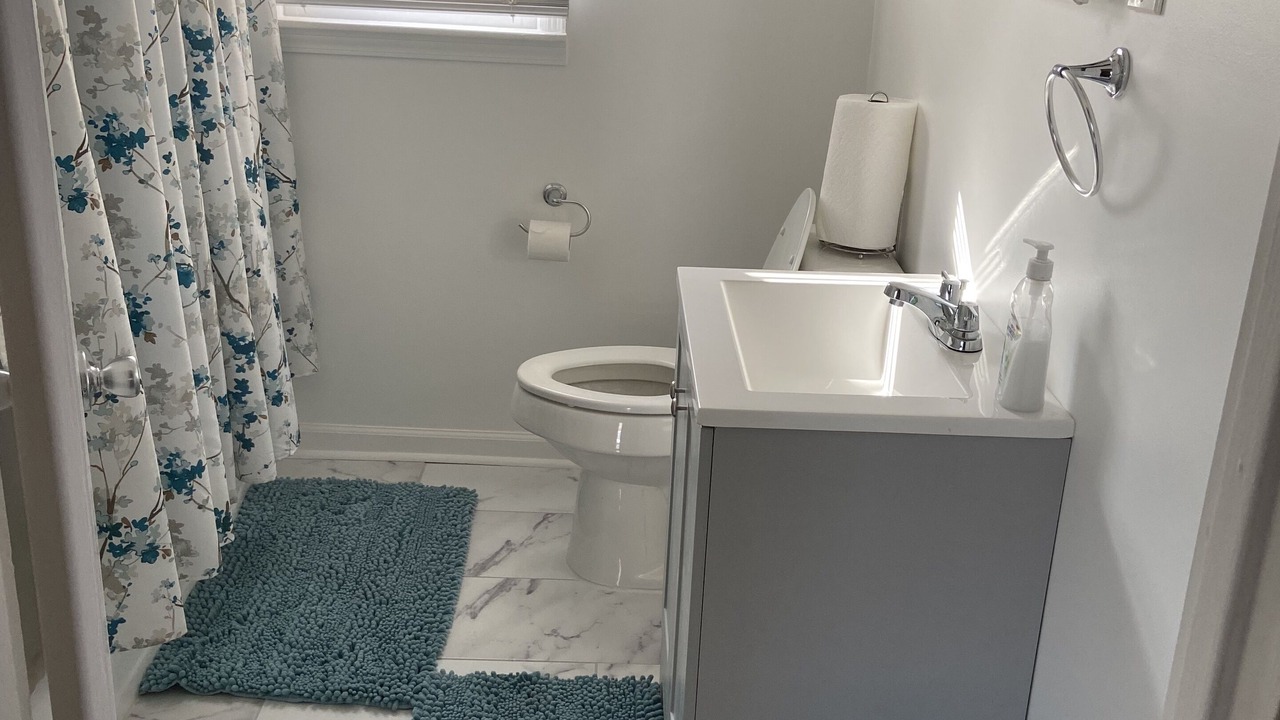 Photo of Bathroom in Normal
