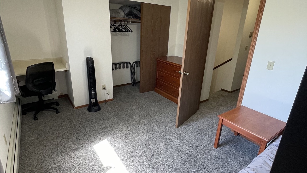 Photo of Bedroom in Bayshore - Klatt