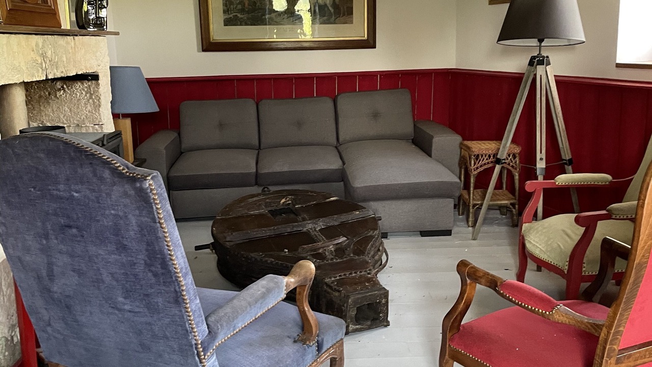 Photo of Livingroom in Courgeon