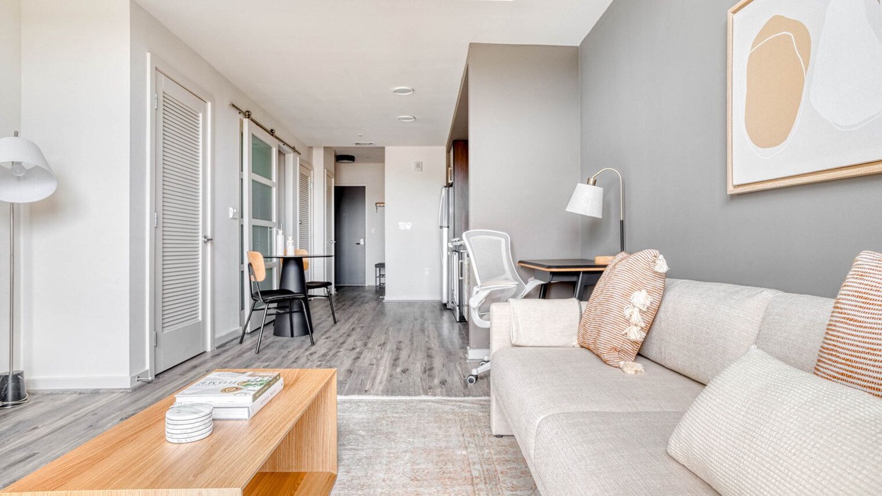 Photo of Livingroom in H Street Corridor